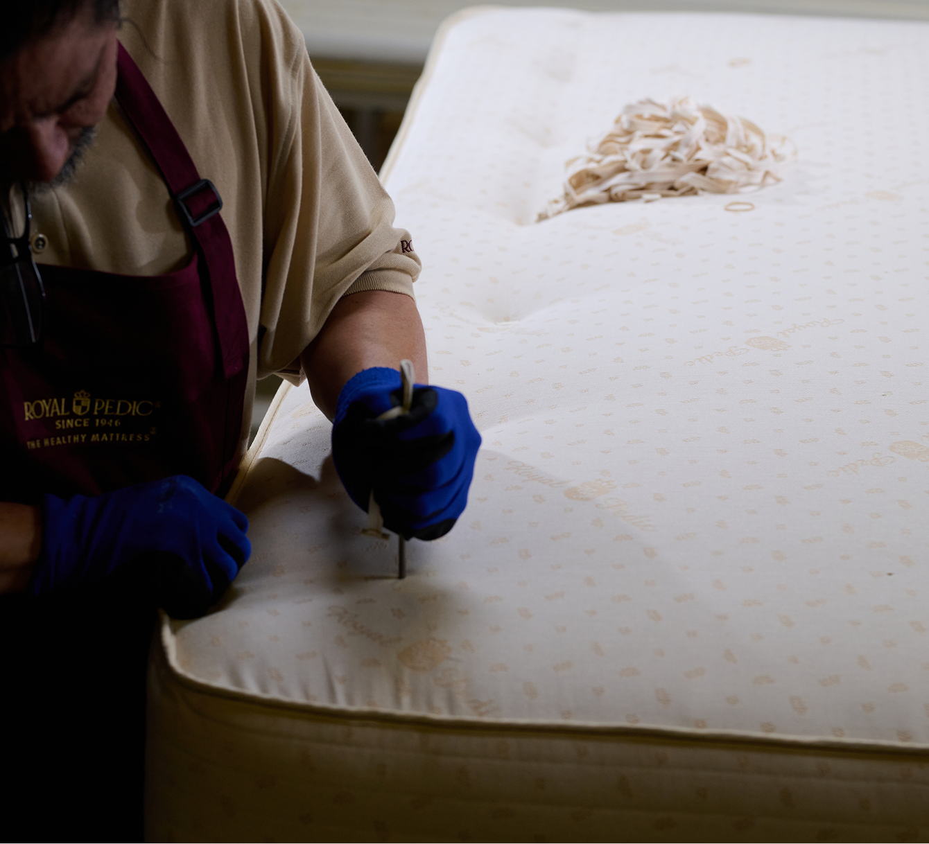 ROYAL PEDIC - HAND TUFTING